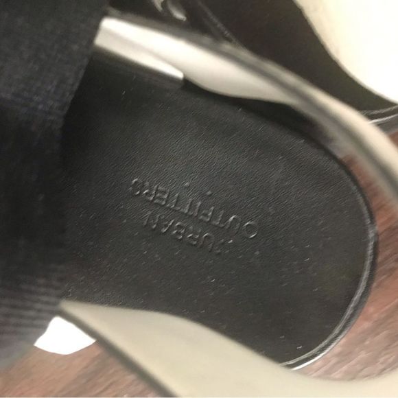 Urban Outfitters Platform Lace Up Snake Sandal - Picture 5 of 7